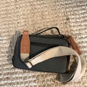 Camera crossbody